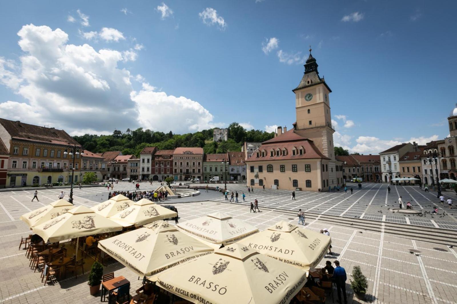 4 Rooms Piata Sfatului Braszów Zewnętrze zdjęcie