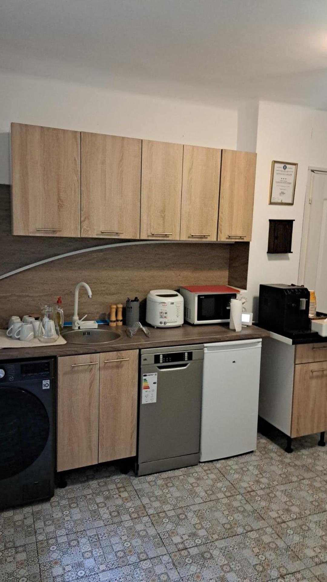 4 Rooms Piata Sfatului Braszów Zewnętrze zdjęcie