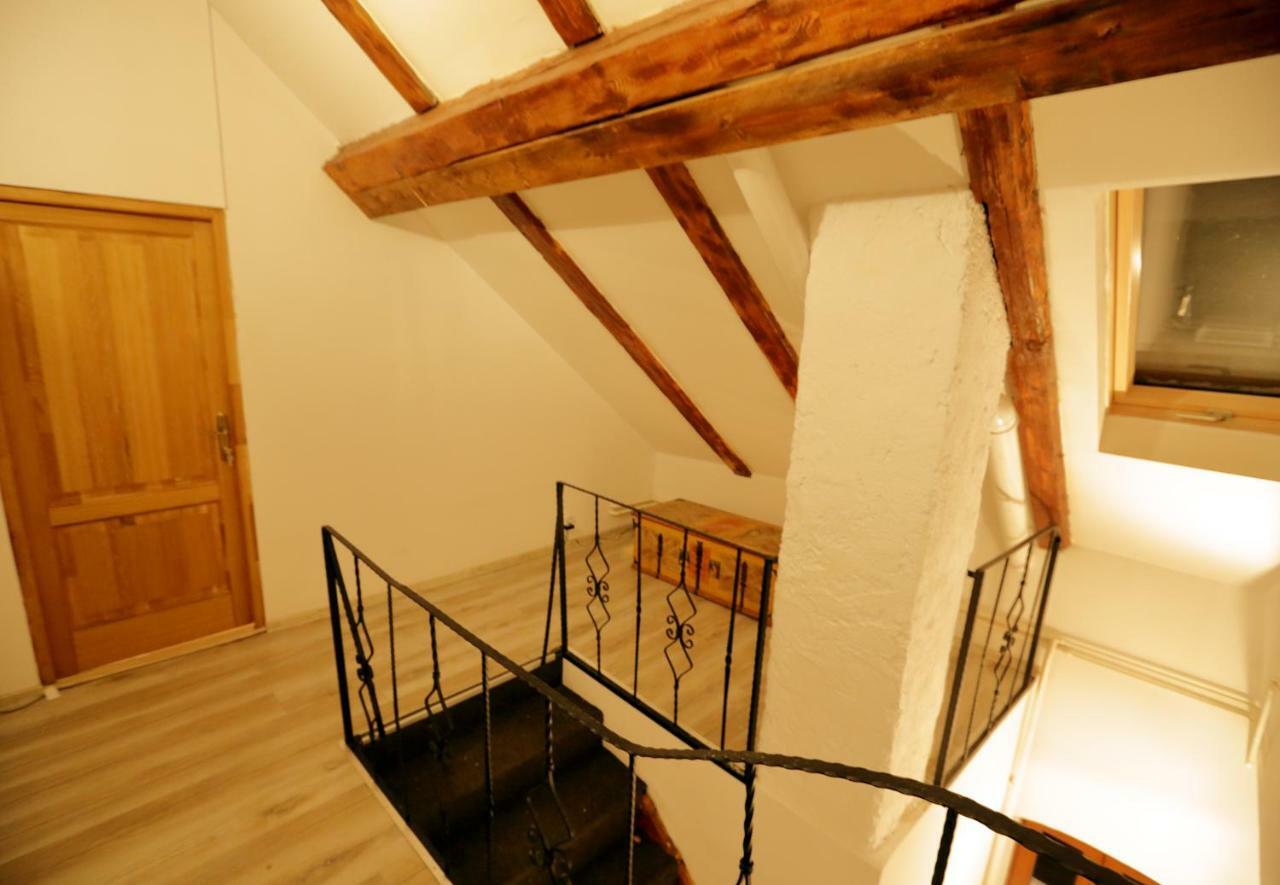 4 Rooms Piata Sfatului Braszów Zewnętrze zdjęcie